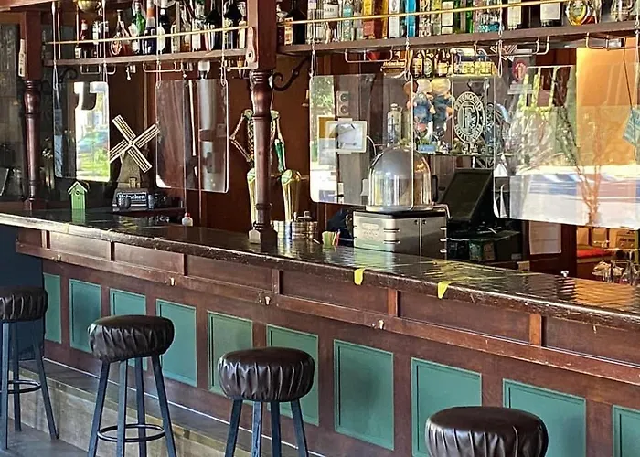 酒店 风车咖啡厅酒店 *