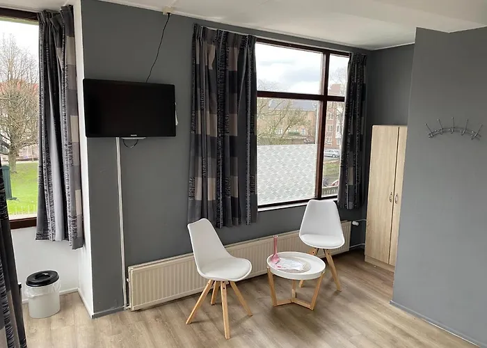 风车咖啡厅酒店 * 斯琴丹