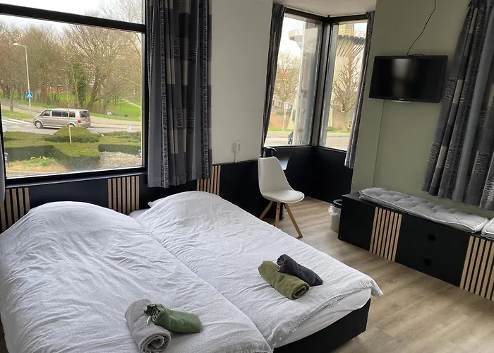 فندق Cafe The Windmill